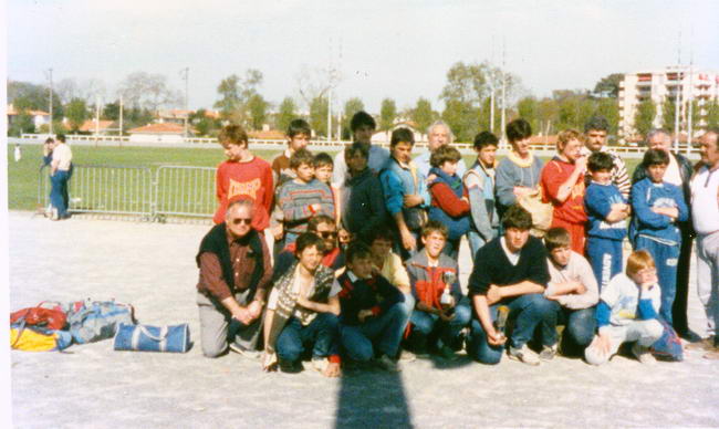 Photo de classe Minimes 86-87 de 1986, OGS RUGBY - Copains d'avant